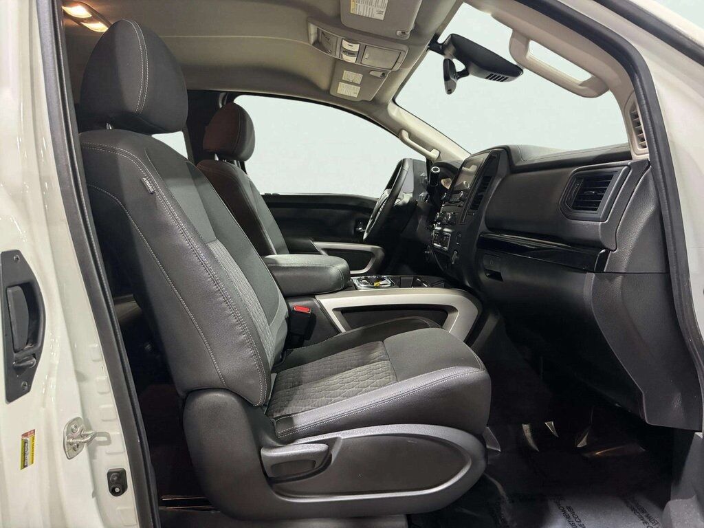 2024 Nissan Titan SV w/Tow &amp; Utility Pkg San Clemente CA