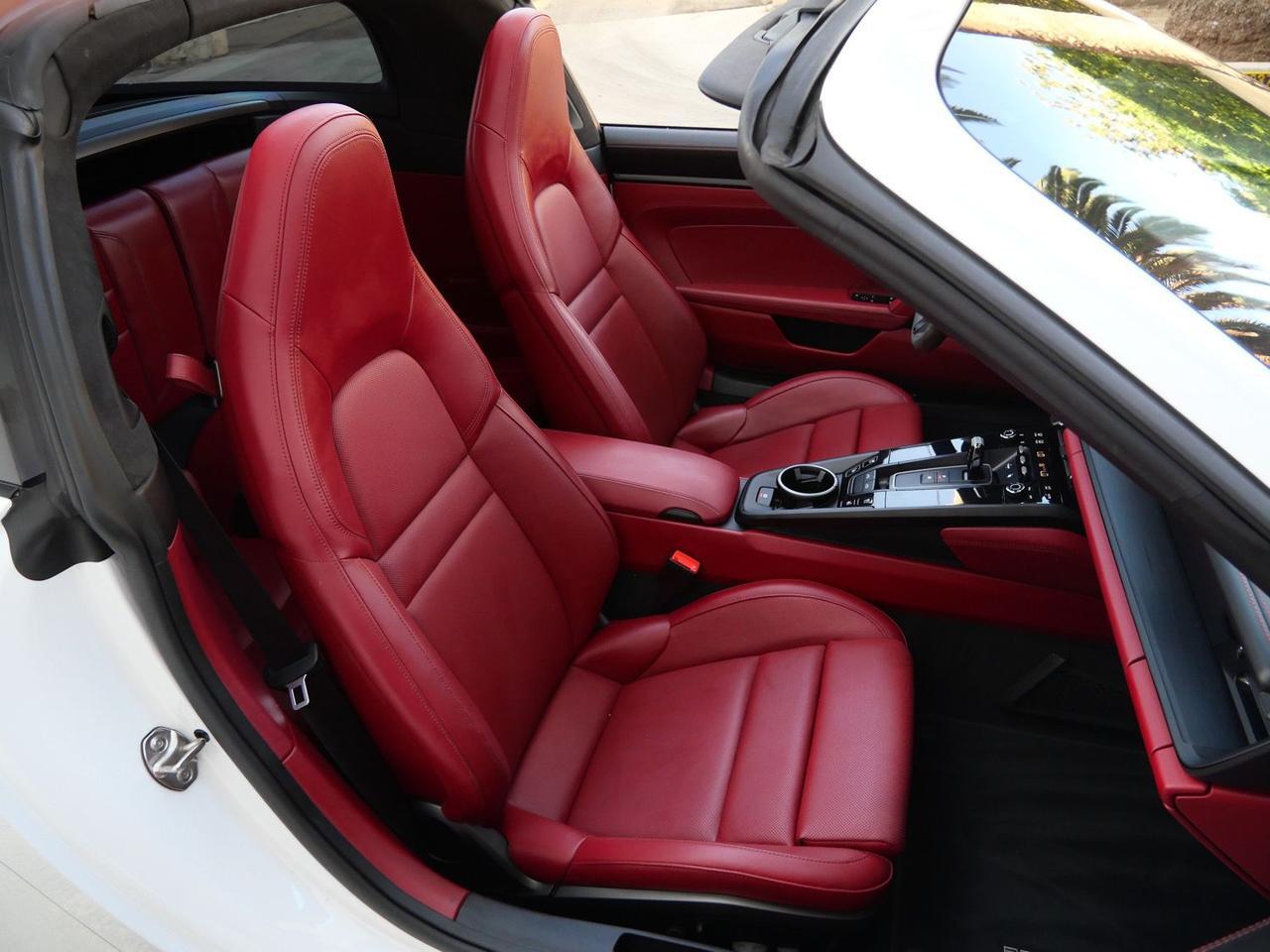 2024 Porsche 911 Targa 4 GTS Targa 4 GTS Lawrence KS