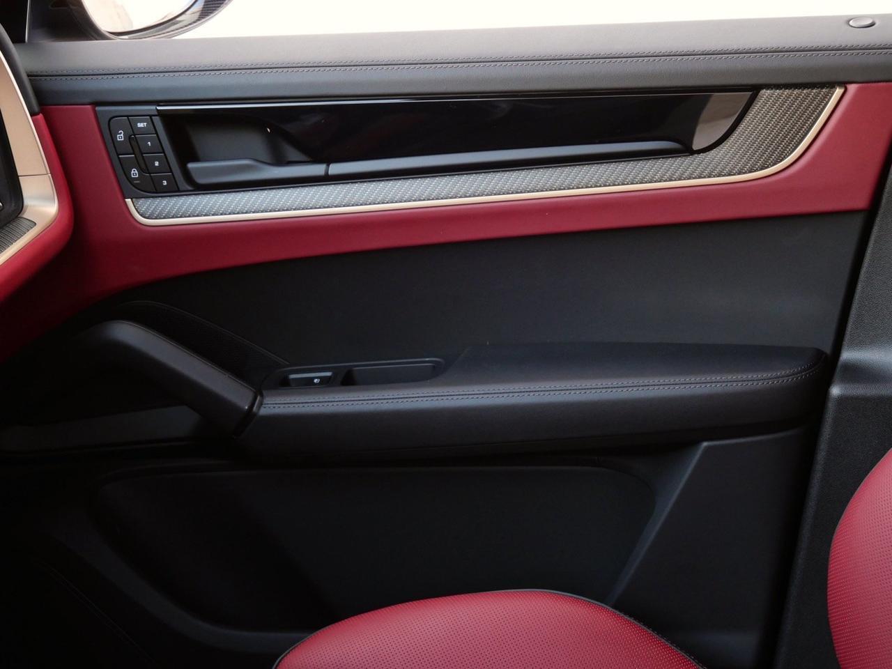 2024 Porsche Cayenne Coupe Turbo GT Turbo GT Lawrence KS