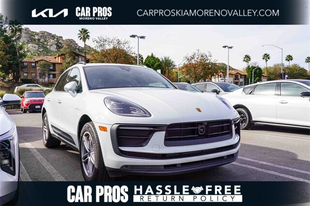 2024 Porsche Macan Base