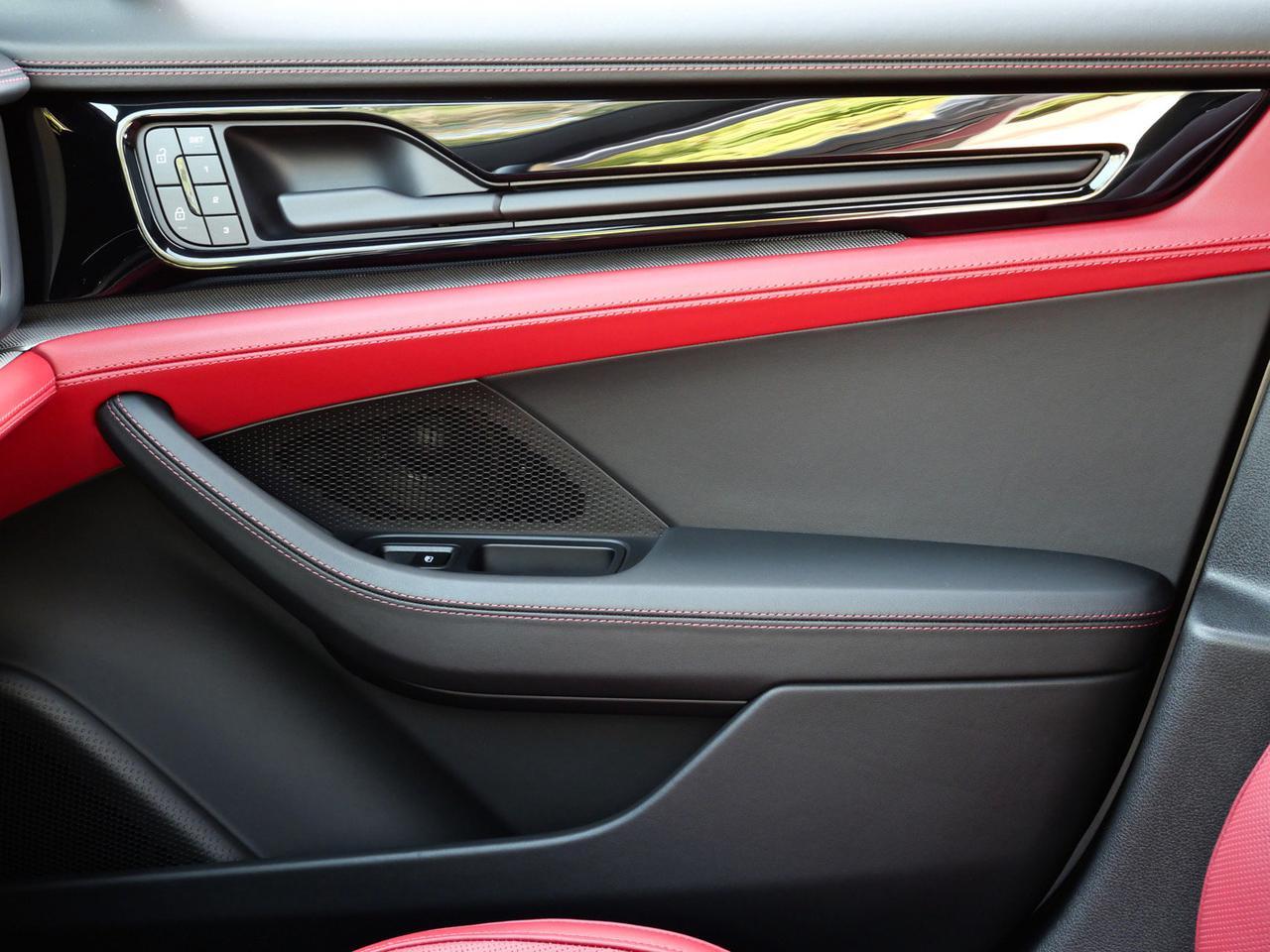 2024 Porsche Panamera Lawrence KS