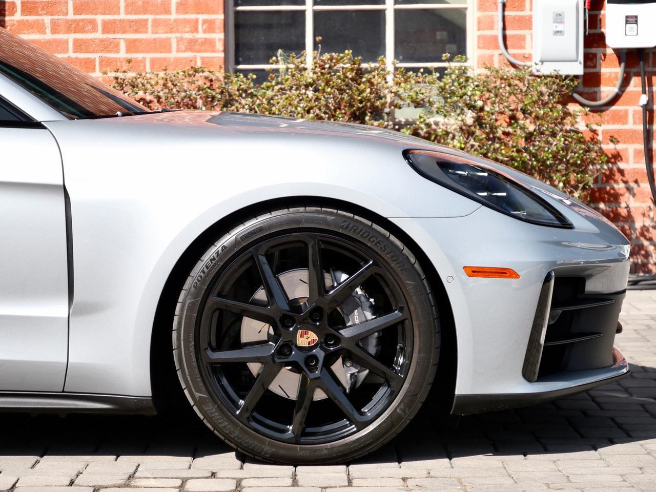 2024 Porsche Panamera Lawrence KS