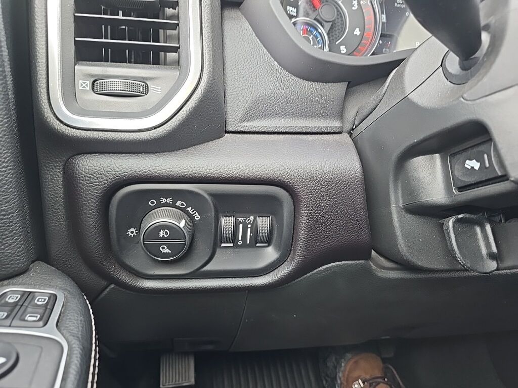 2024 Ram 2500 4x4 Crew Cab Laramie Fond du Lac WI 2024 Ram 2500 4x4 Crew Cab Laramie Fond du Lac WI