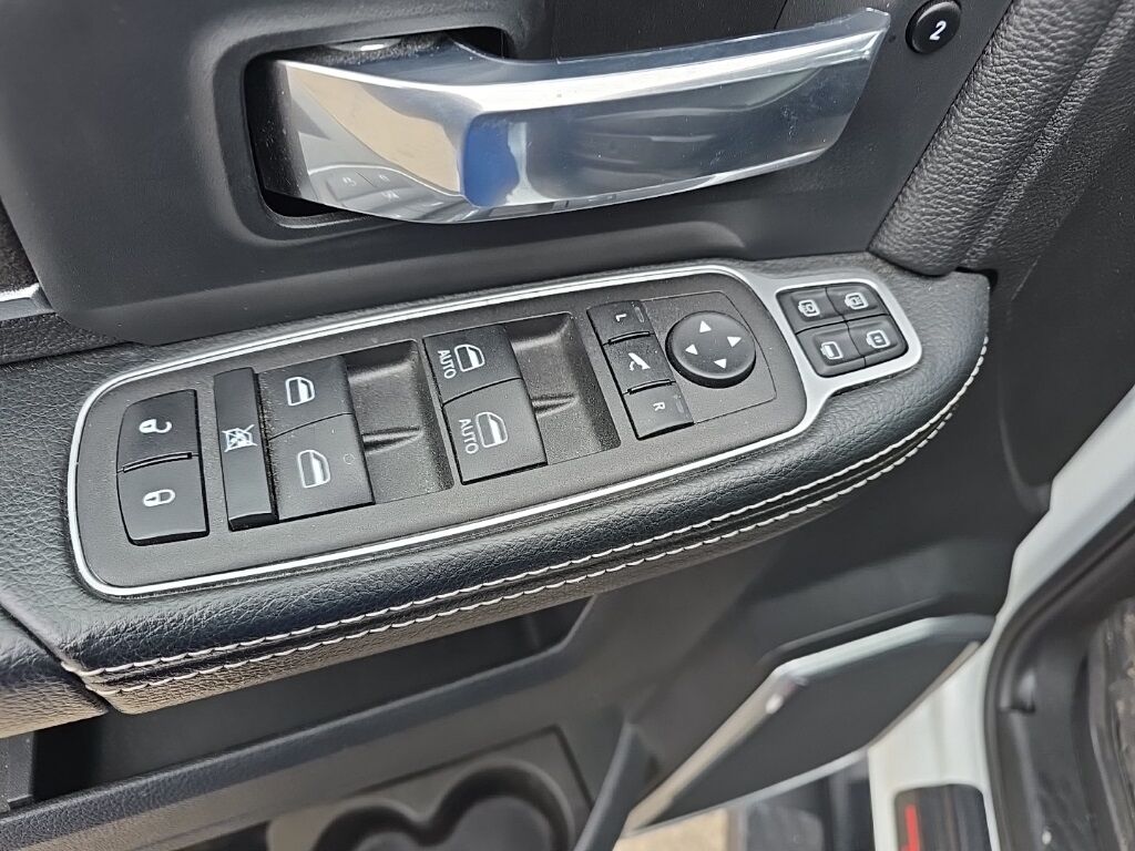 2024 Ram 2500 4x4 Crew Cab Laramie Fond du Lac WI 2024 Ram 2500 4x4 Crew Cab Laramie Fond du Lac WI