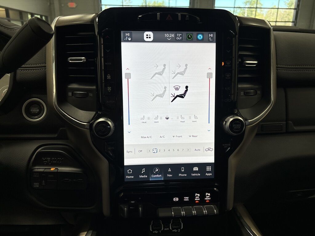 2024 Ram 2500 4x4 Crew Cab Laramie Minocqua WI 2024 Ram 2500 4x4 Crew Cab Laramie Minocqua WI