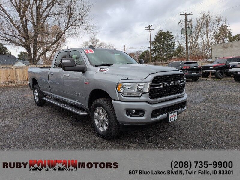 2024 RAM Ram 3500 Pickup Big Horn's photo