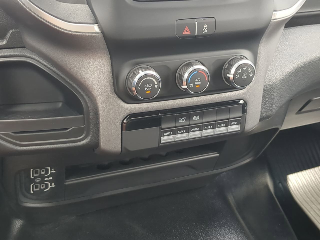 2024 Ram 5500 Chassis Cab SLT Appleton WI