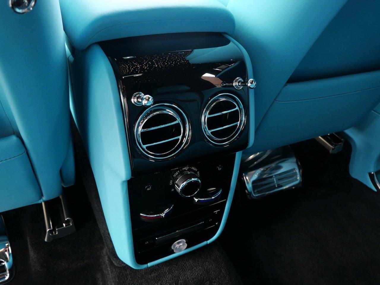 2024 Rolls-Royce Cullinan Lawrence KS