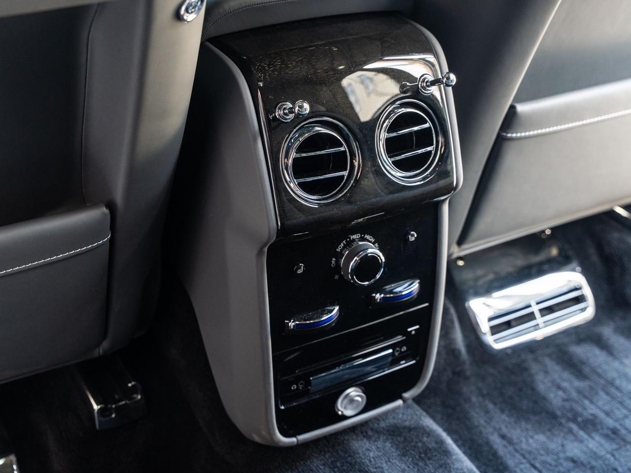 2024 Rolls-Royce Cullinan Lawrence KS