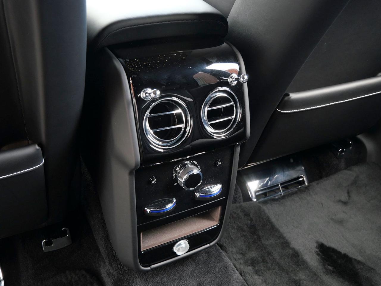2024 Rolls-Royce Cullinan Lawrence KS