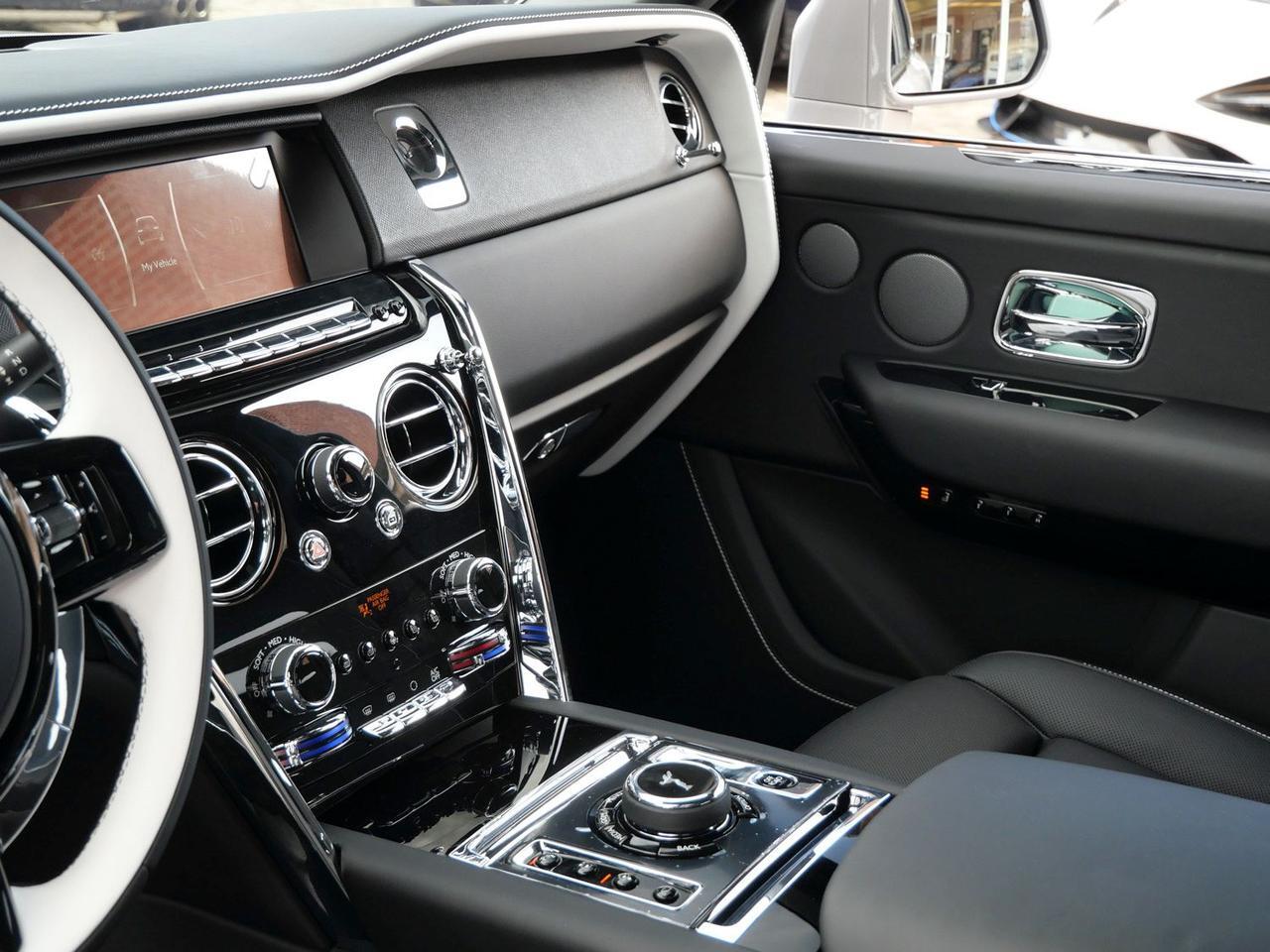 2024 Rolls-Royce Cullinan Lawrence KS