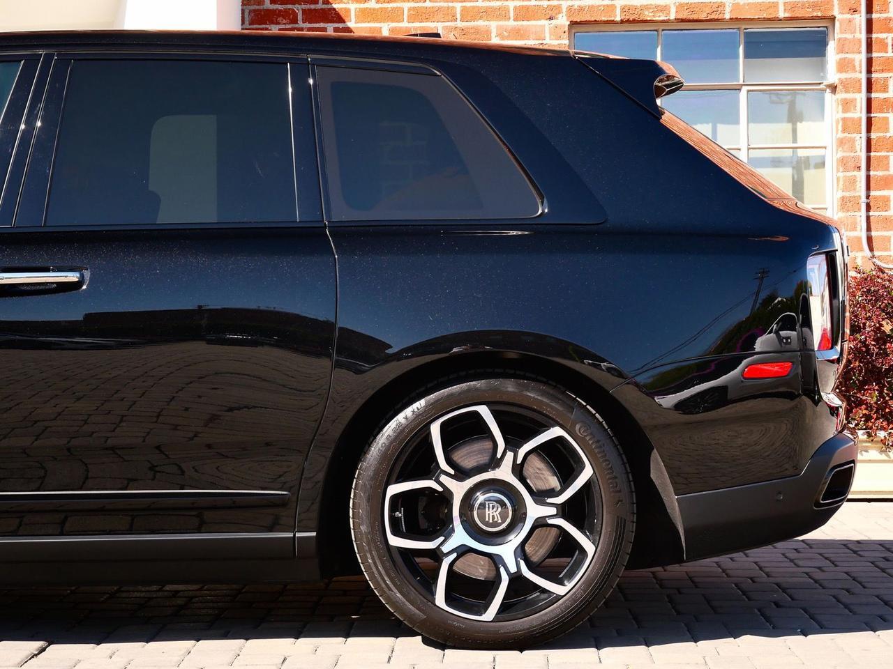 2024 Rolls-Royce Cullinan Black Badge Black Badge Lawrence KS