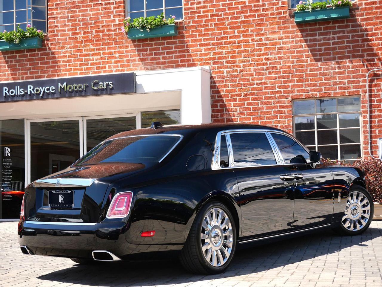 2024 Rolls-Royce Phantom