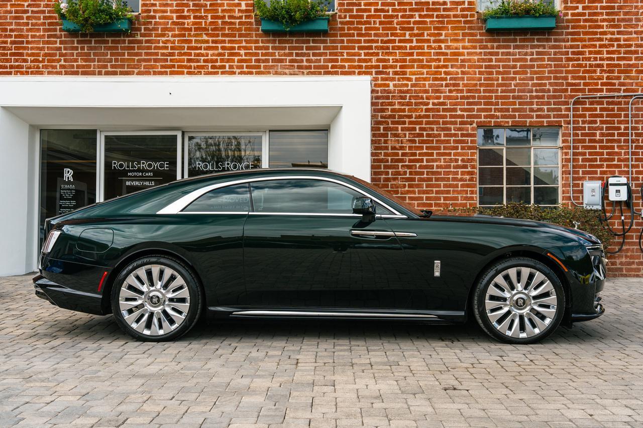2024 Rolls-Royce Spectre