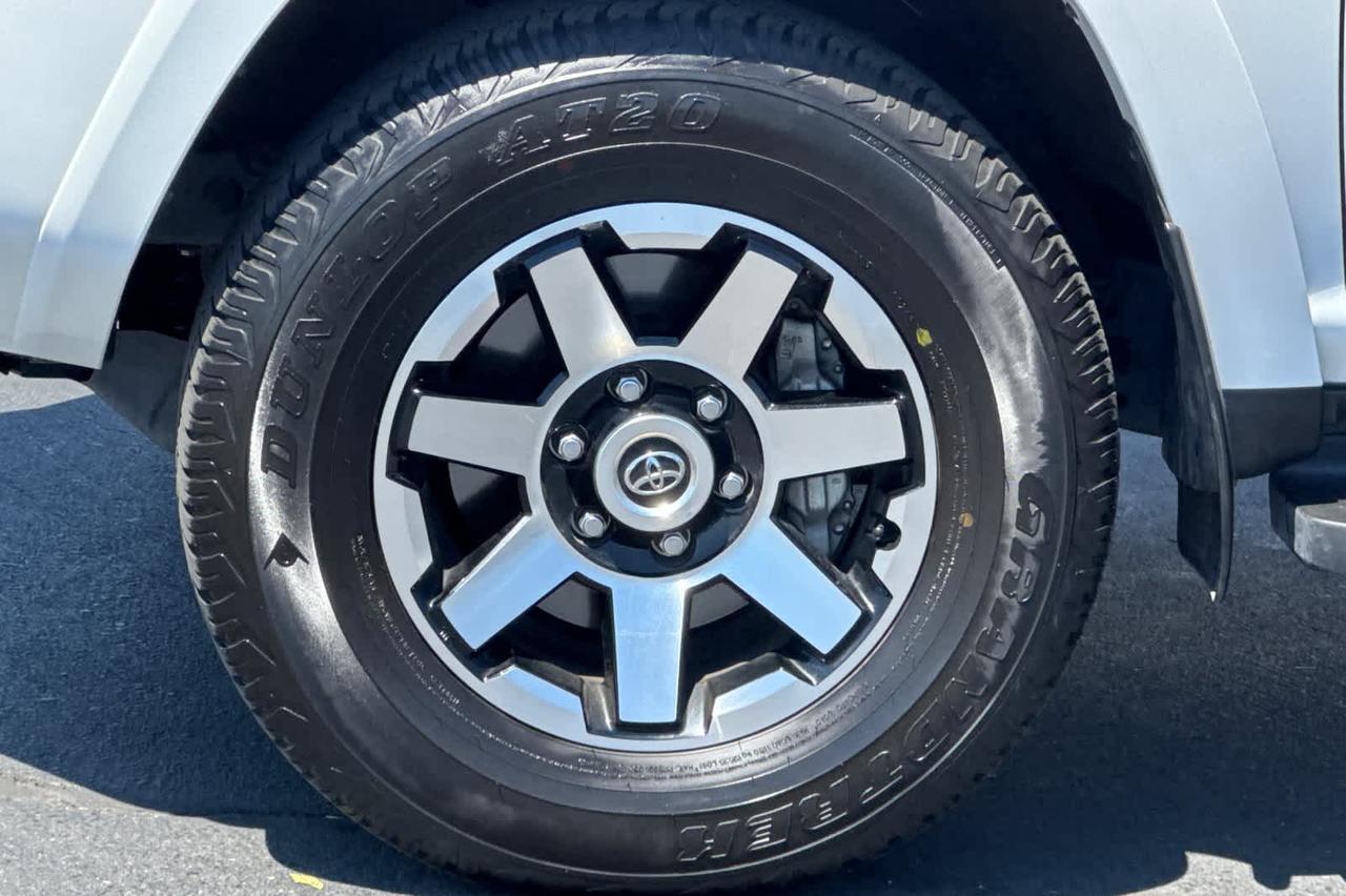 2024 Toyota 4Runner TRD Off Road Roseville CA
