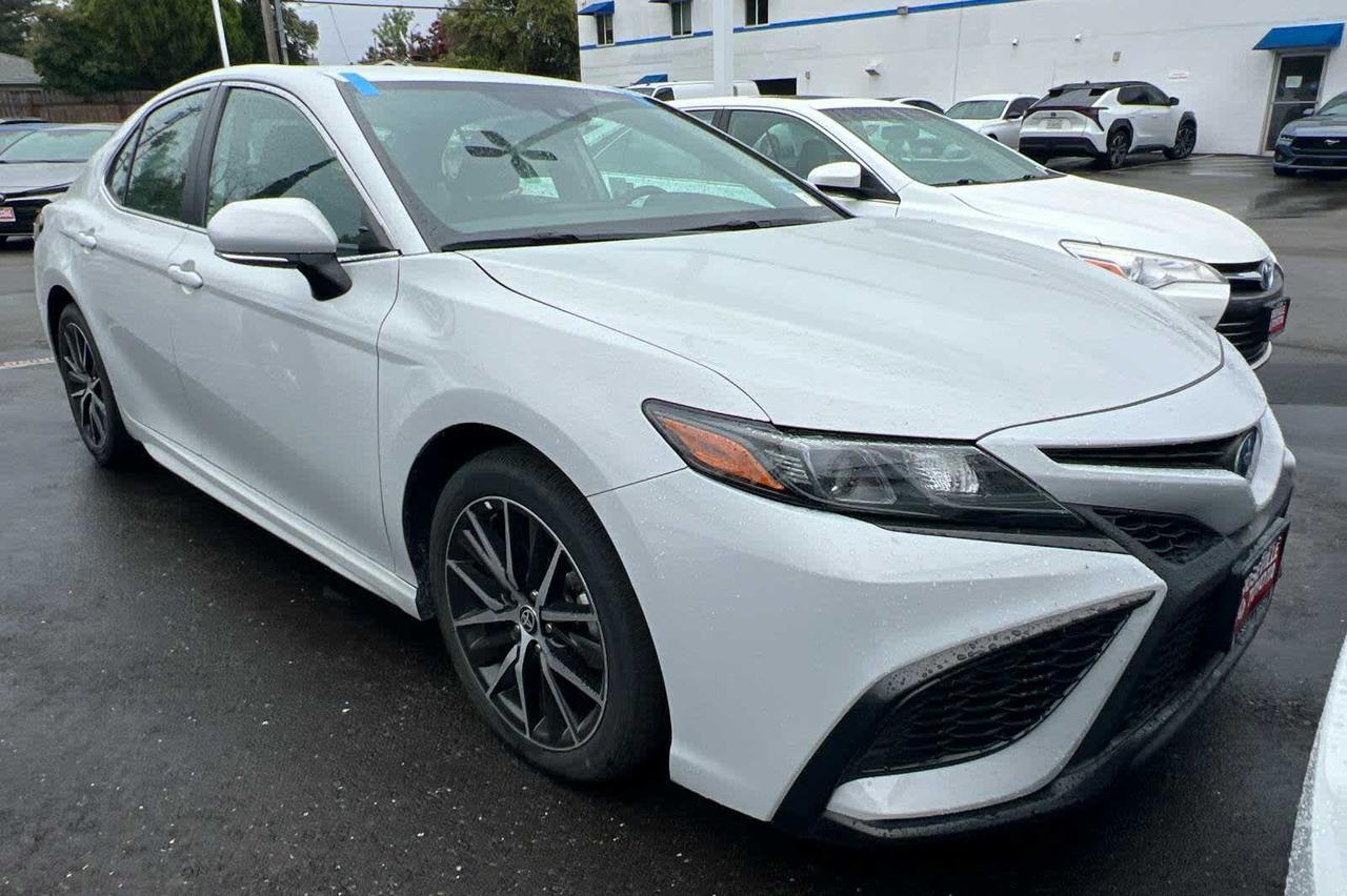 2024 Toyota Camry Hybrid SE Roseville CA
