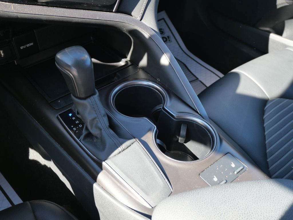 2024 Toyota Camry SE Mt Pleasant MI