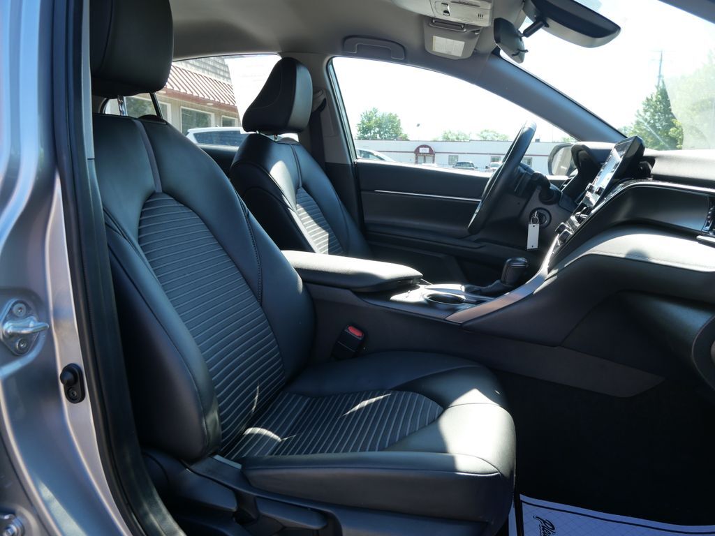 2024 Toyota Camry SE Mt Pleasant MI