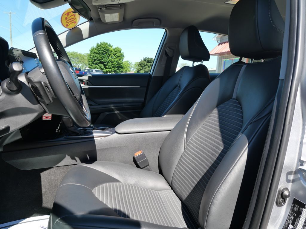 2024 Toyota Camry SE Mt Pleasant MI