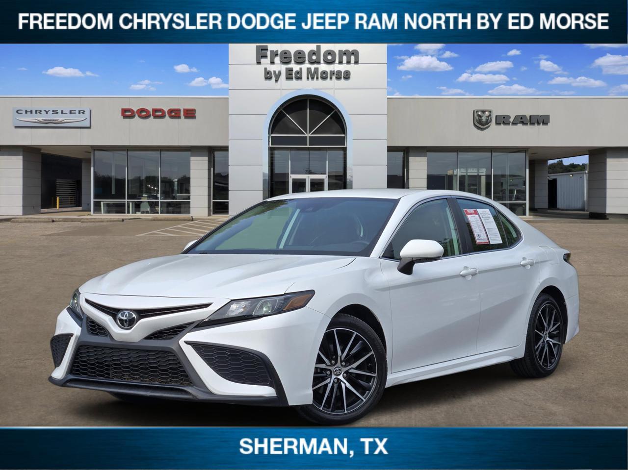 2024 Toyota Camry SE Sherman TX