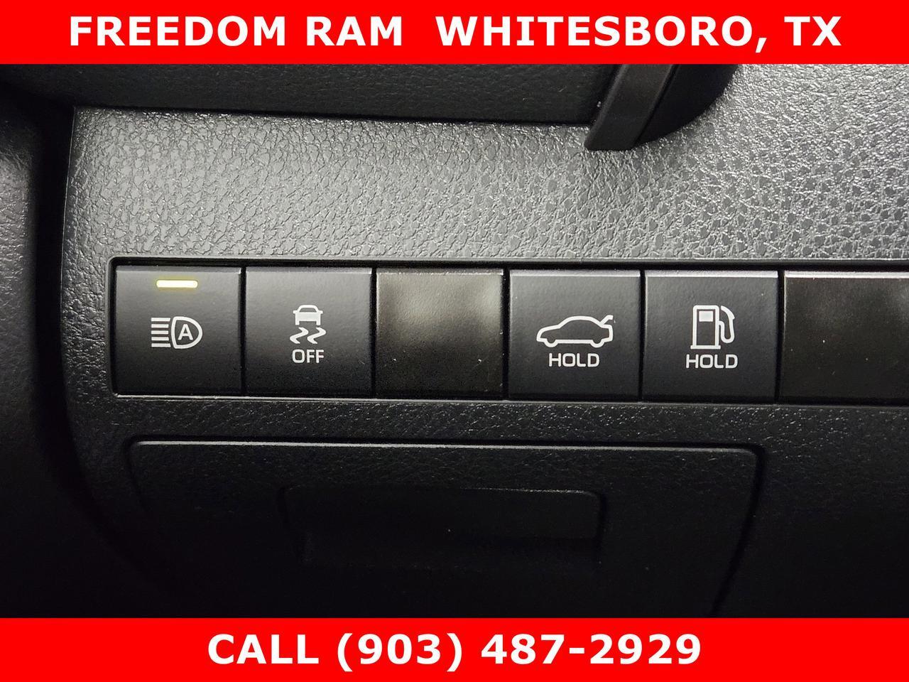 2024 Toyota Camry SE Sherman TX