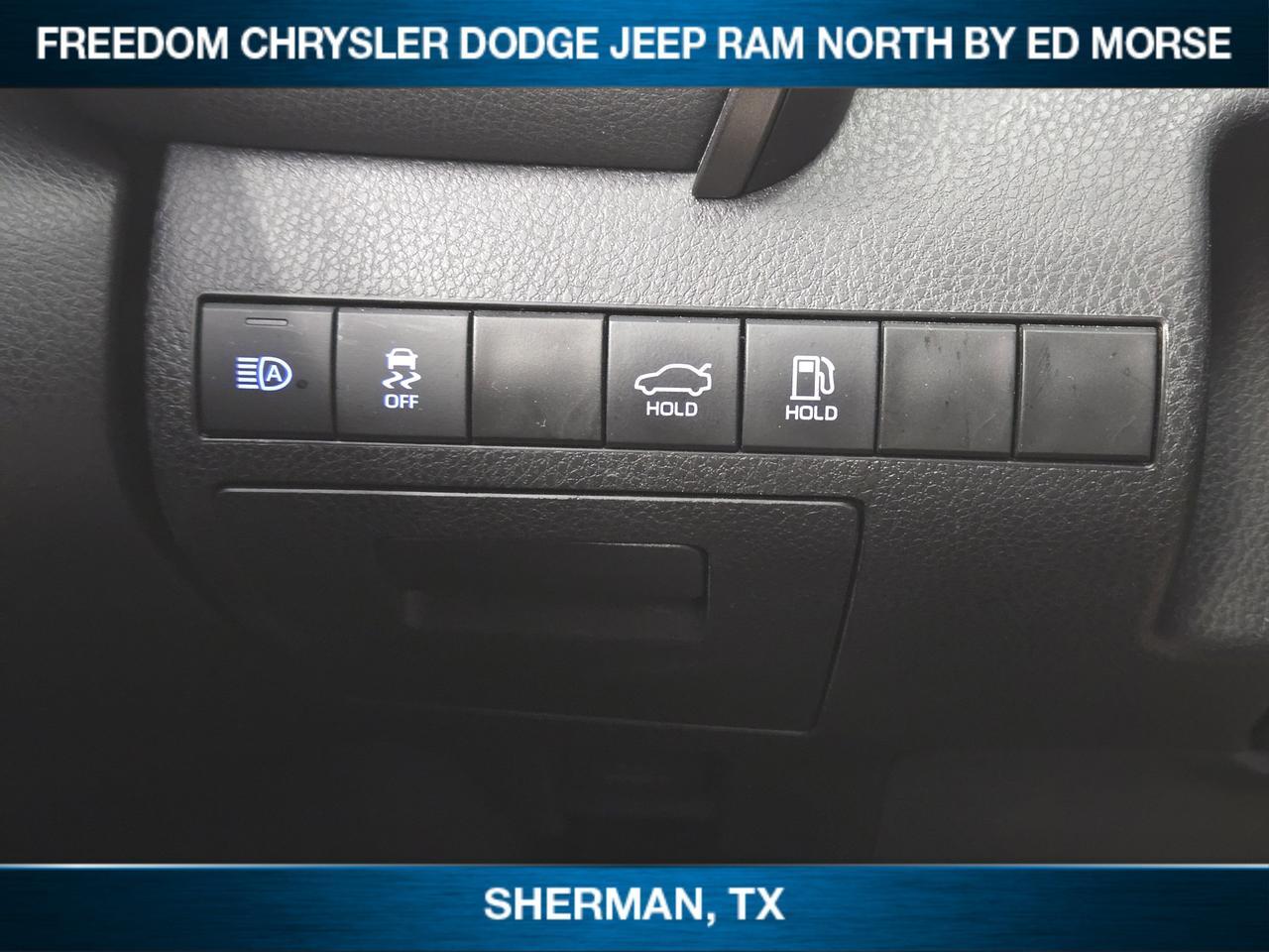 2024 Toyota Camry SE Sherman TX