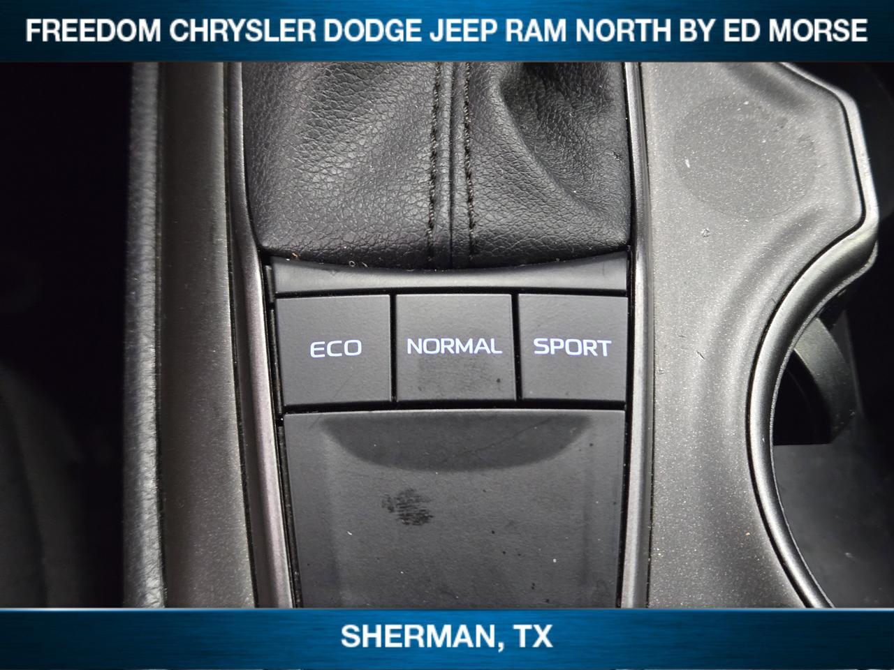 2024 Toyota Camry SE Sherman TX