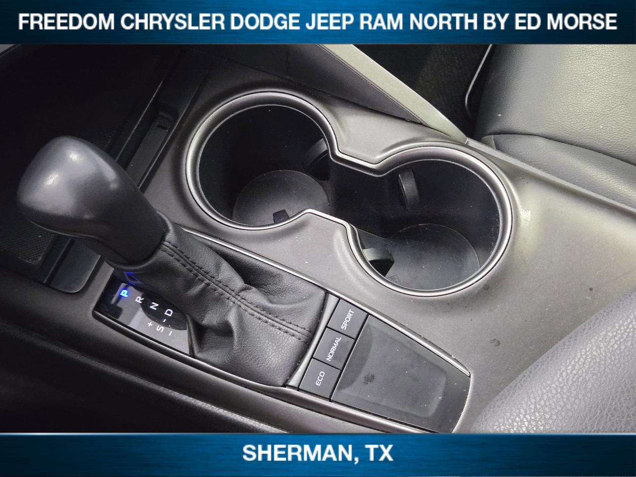 2024 Toyota Camry SE Sherman TX