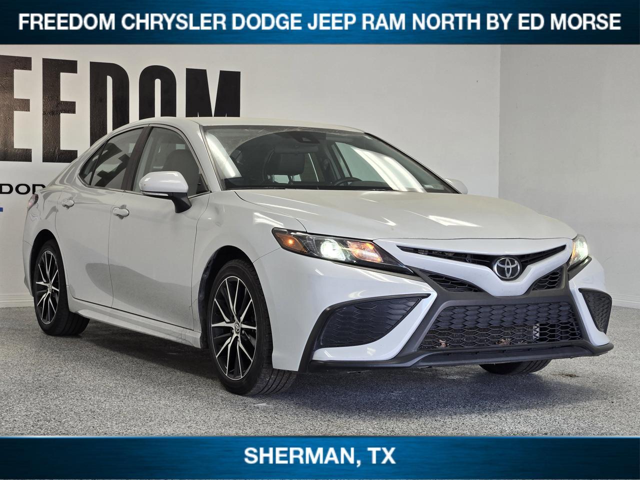 2024 Toyota Camry SE Sherman TX