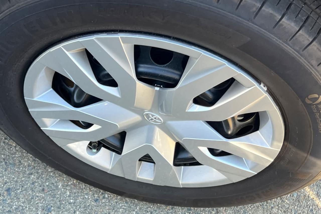 2024 Toyota Corolla Cross L Roseville CA
