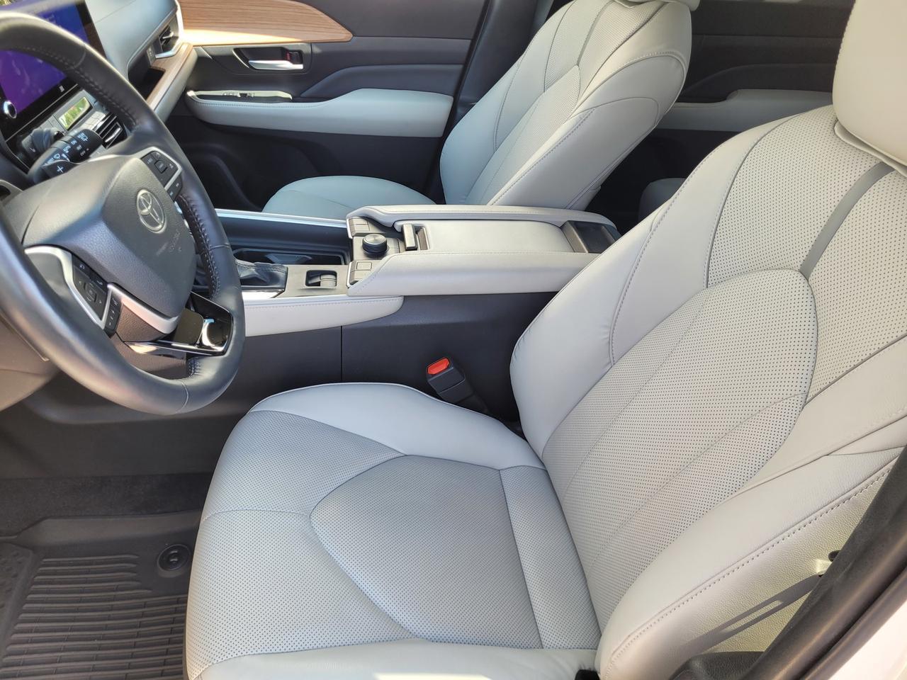2024 Toyota GRAND HIGHLANDER PLATINUM AWD Vacaville CA 2024 Toyota GRAND HIGHLANDER PLATINUM AWD Vacaville CA