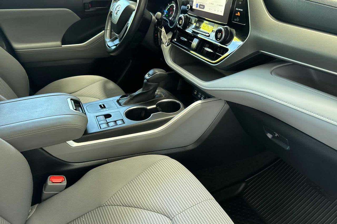 2024 Toyota Highlander Hybrid LE Roseville CA