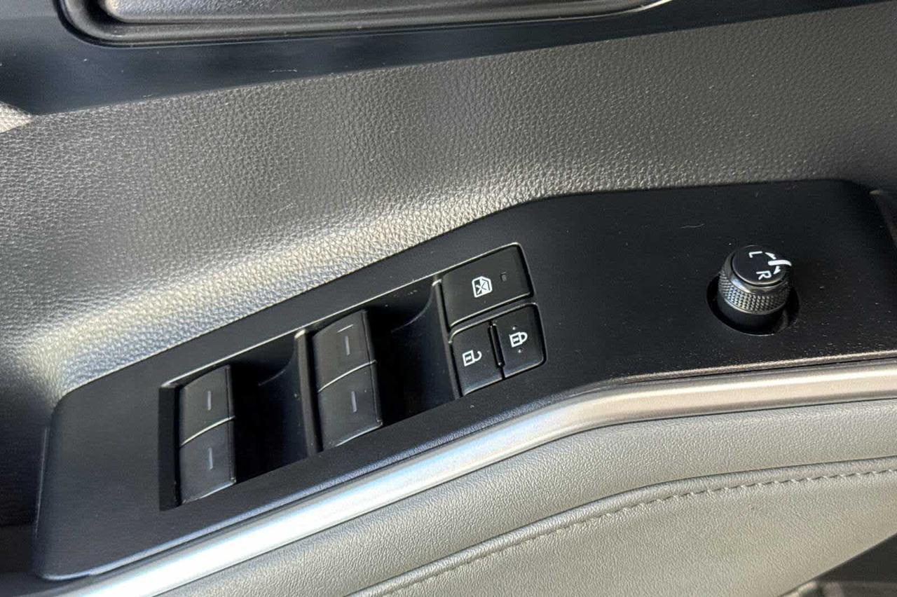 2024 Toyota Highlander Hybrid LE Roseville CA
