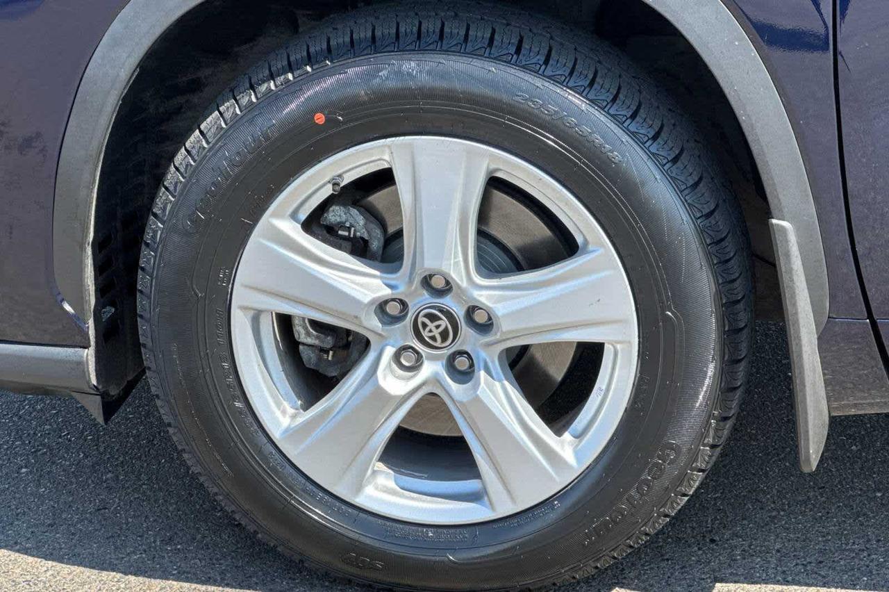 2024 Toyota Highlander Hybrid LE Roseville CA