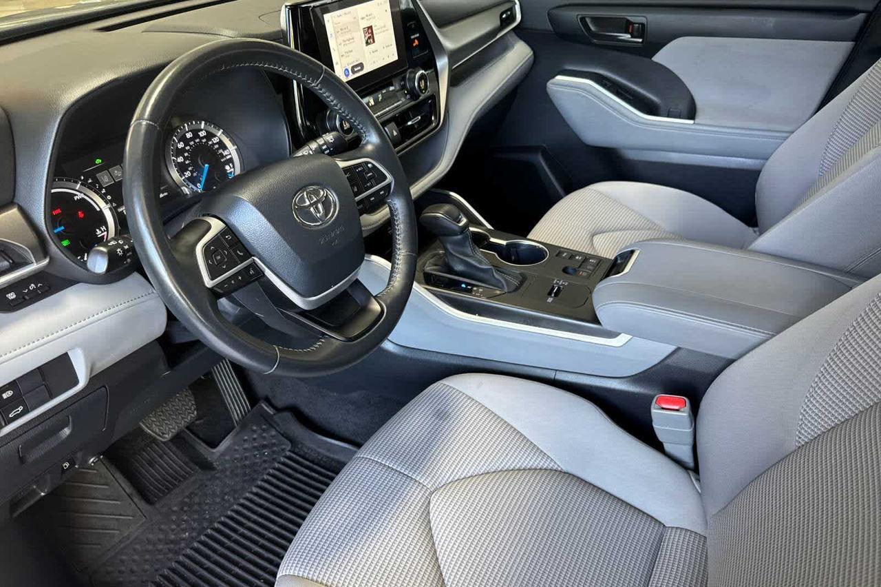 2024 Toyota Highlander Hybrid LE Roseville CA
