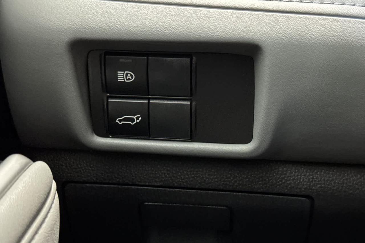 2024 Toyota Highlander Hybrid LE Roseville CA