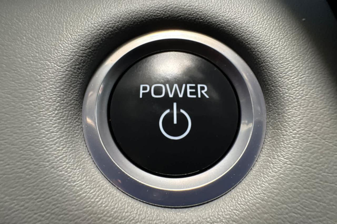 2024 Toyota Highlander Hybrid LE Roseville CA