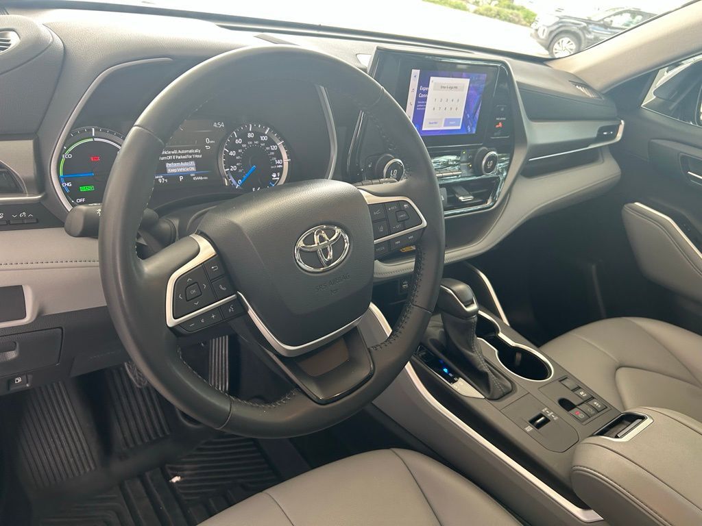 2024 Toyota Highlander Hybrid XLE Tampa FL