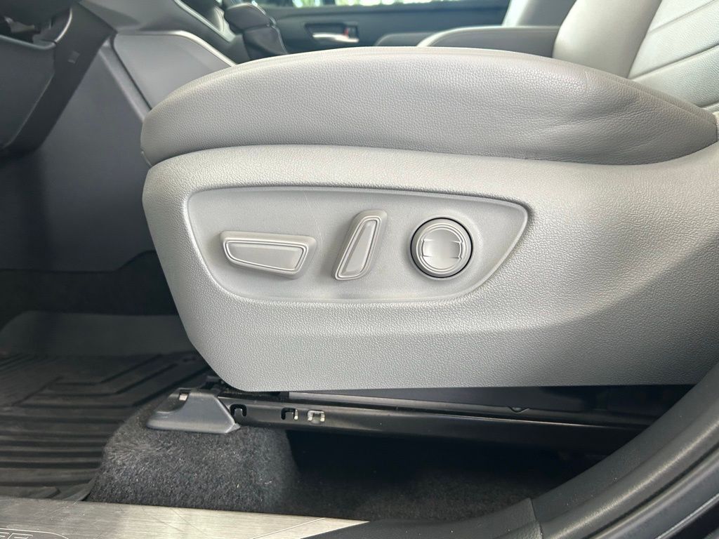 2024 Toyota Highlander Hybrid XLE Tampa FL