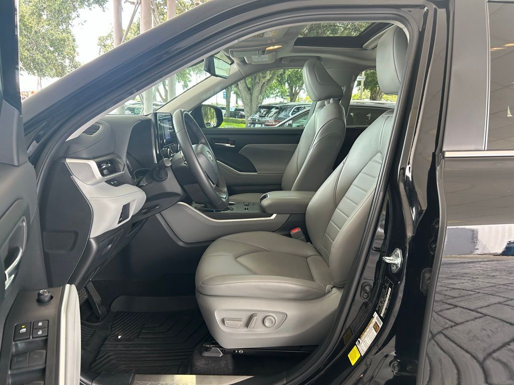 2024 Toyota Highlander Hybrid XLE Tampa FL