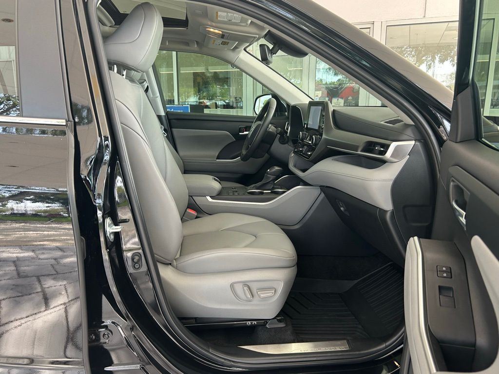 2024 Toyota Highlander Hybrid XLE Tampa FL