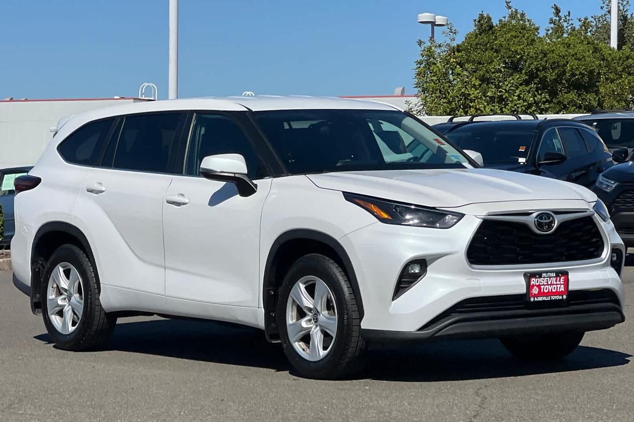 2024 Toyota Highlander LE Roseville CA