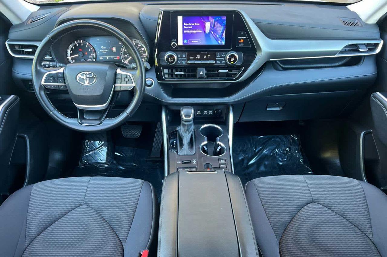 2024 Toyota Highlander LE Roseville CA