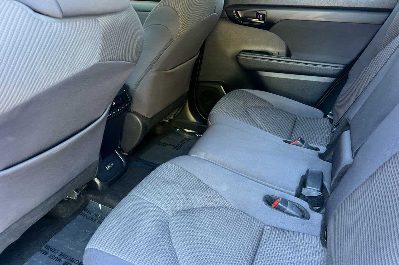 2024 Toyota Highlander LE Roseville CA