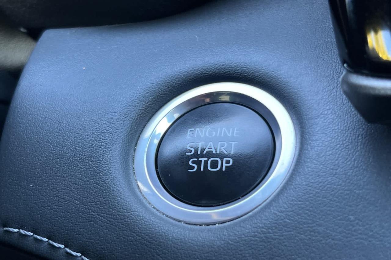 2024 Toyota Highlander LE Roseville CA