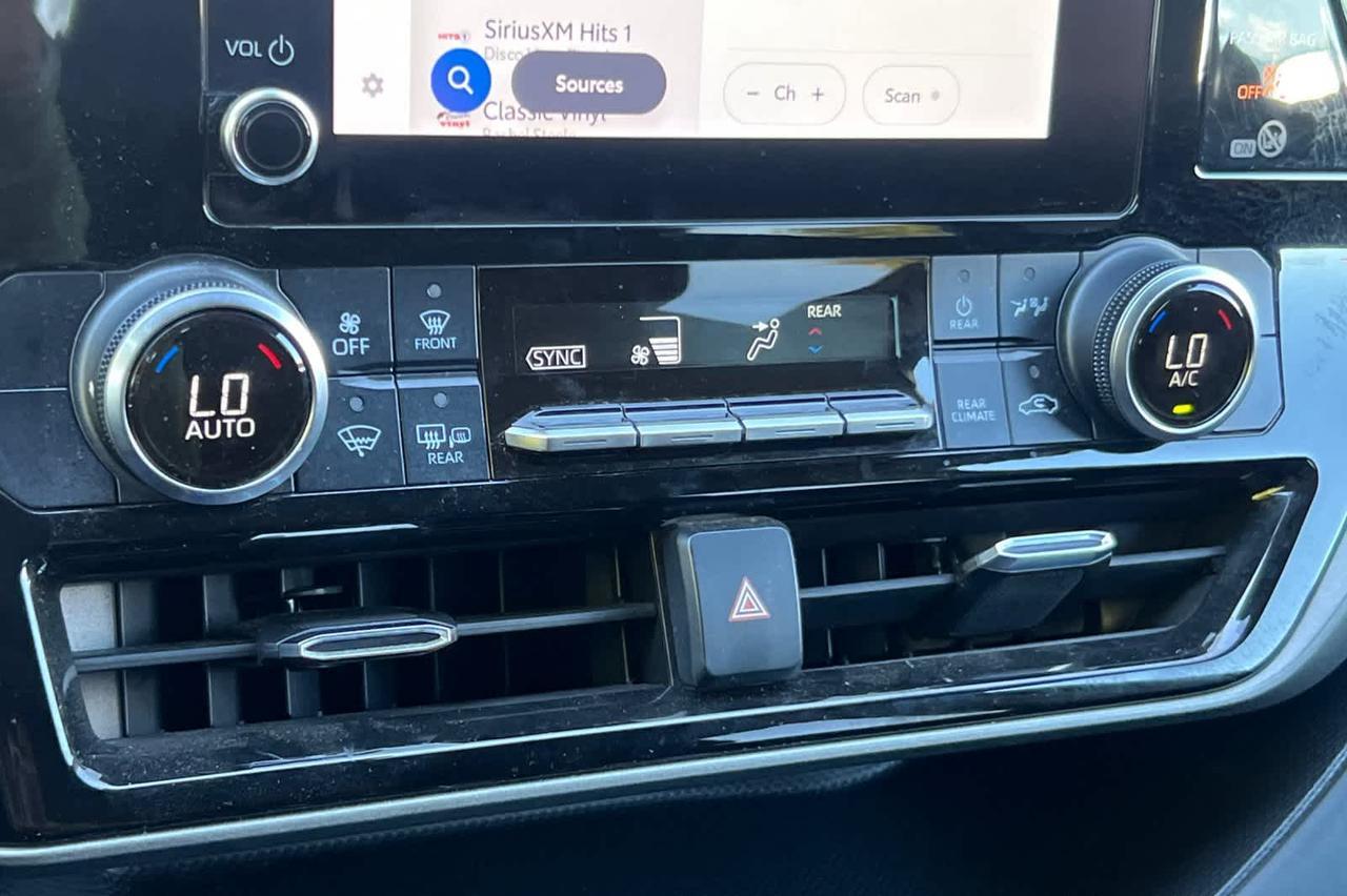 2024 Toyota Highlander LE Roseville CA