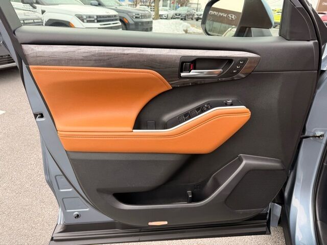 2024 Toyota Highlander Platinum San Clemente CA 2024 Toyota Highlander Platinum San Clemente CA