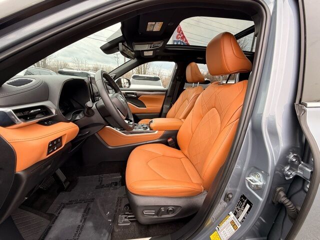 2024 Toyota Highlander Platinum San Clemente CA 2024 Toyota Highlander Platinum San Clemente CA