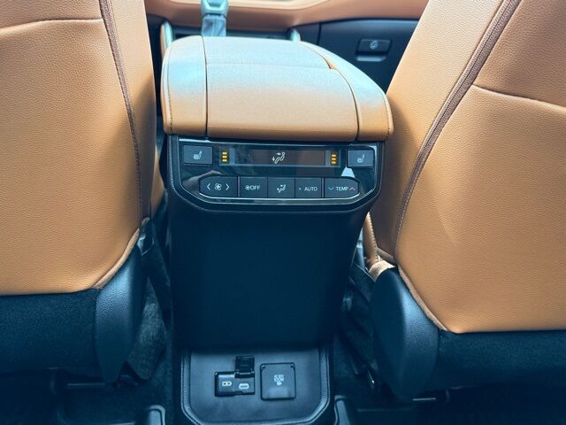 2024 Toyota Highlander Platinum San Clemente CA 2024 Toyota Highlander Platinum San Clemente CA