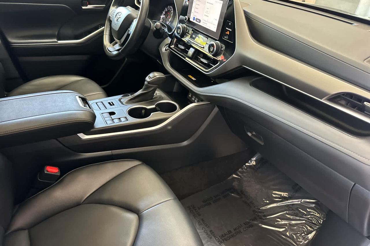 2024 Toyota Highlander XLE Roseville CA